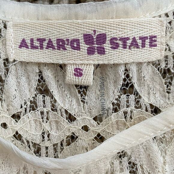 ALTAR'D STATE Cream Tunic Blouse Sheer Knit Floral Lace Long Sleeve Size Small - Picture 5 of 6